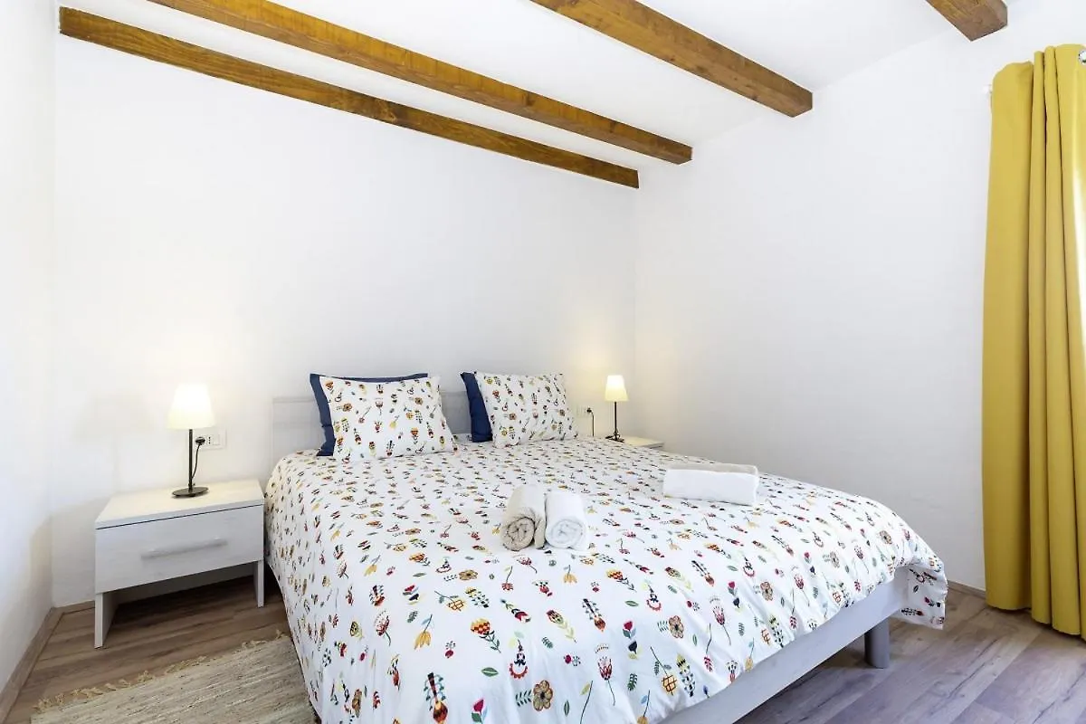 Almar In Rakalj - Haus Fuer 4 Personen Vila Croácia